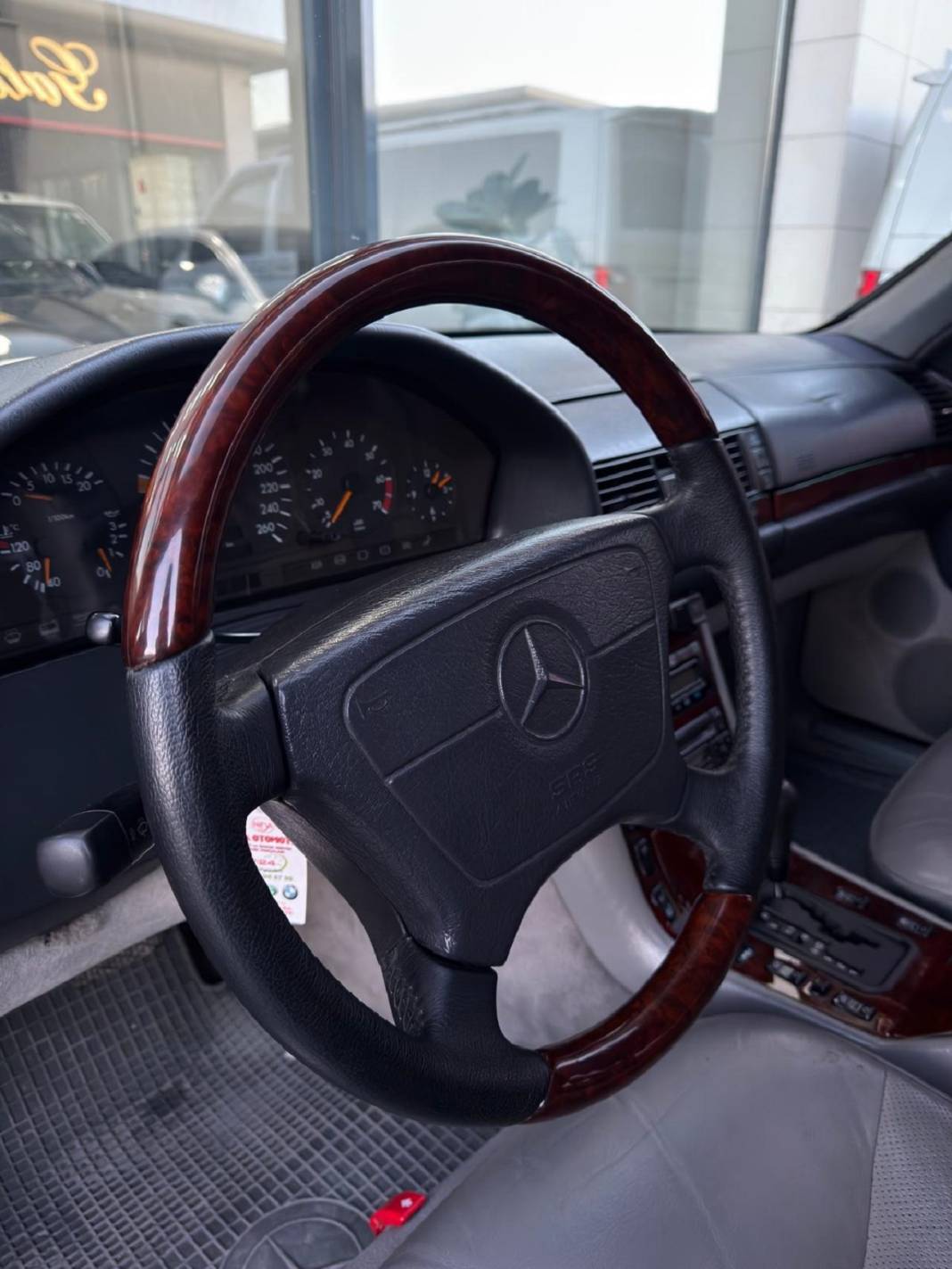 Milli Görüş Lideri Erbakan'ın makam aracı açık artırmayla satışa çıkarıldı 10